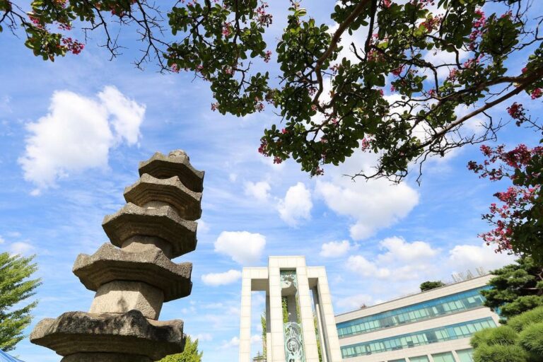 東國大學佛教建築